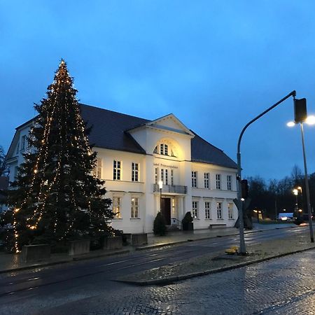 Hotel Prinzenpalais Бад-Доберан Екстер'єр фото