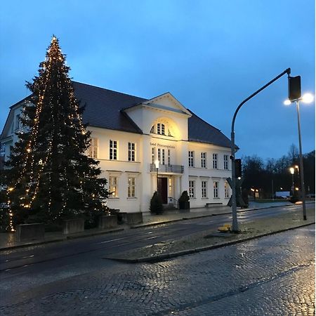 Hotel Prinzenpalais Бад-Доберан Екстер'єр фото